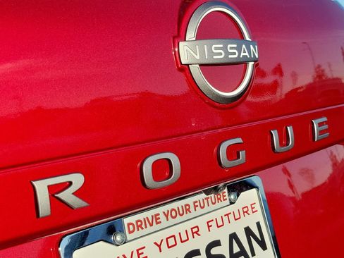 New 2026 Nissan Rogue SV FWD image 3