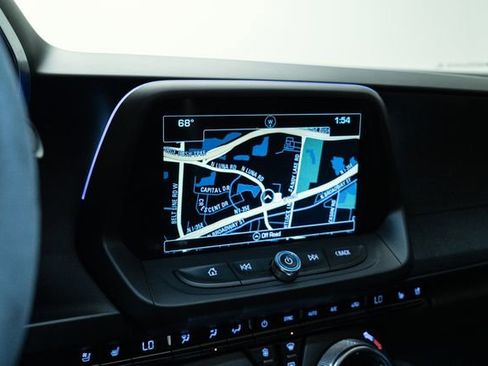 Used 2018 Chevrolet Camaro ZL1 image 26