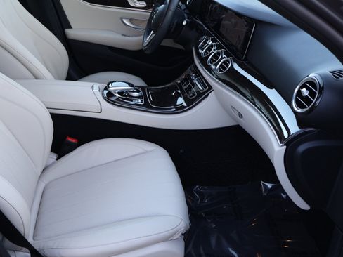 Certified 2020 Mercedes-Benz E 350 Sedan image 29