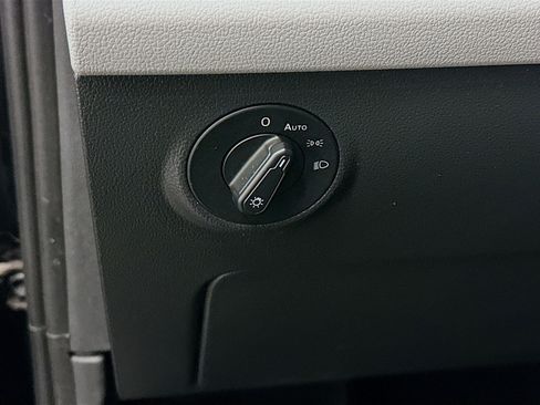 Used 2023 Volkswagen Taos S image 17