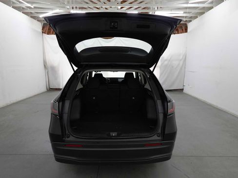 Used 2024 Honda HR-V LX image 29
