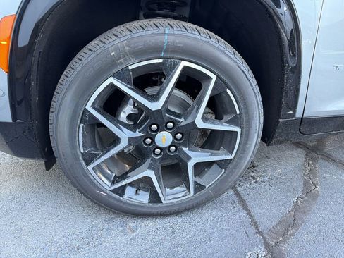 New 2026 Chevrolet Traverse High Country w/ LPO, Floor Liner Package image 31