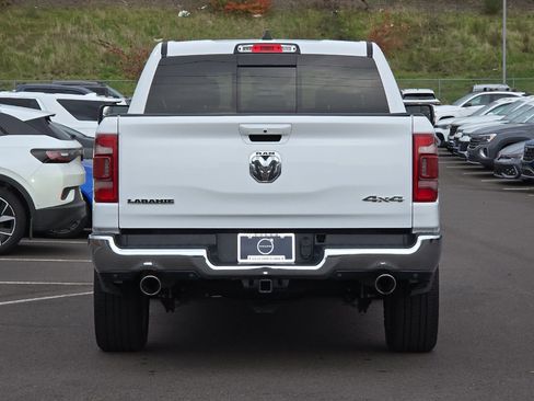 Used 2023 RAM 1500 Laramie AWD/4WD image 4