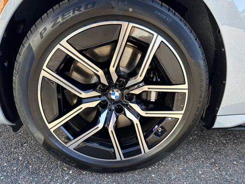 New 2026 BMW 740i xDrive w/ Premium Package image 10