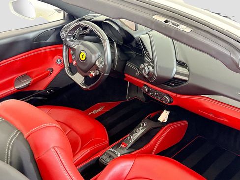 Used 2018 Ferrari 488 Spider RWD image 25