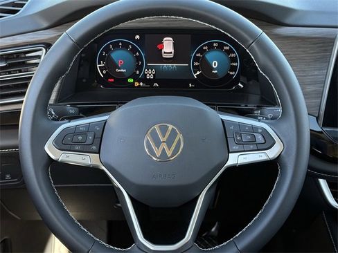 New 2026 Volkswagen Atlas SEL image 9