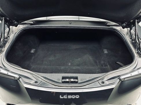Used 2018 Lexus LC 500 Coupe w/ Performance Package RWD image 40