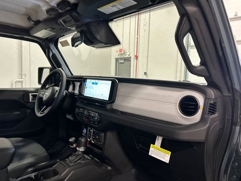 New 2026 Jeep Wrangler Sport S image 34