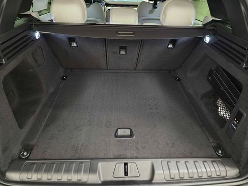 New 2026 Land Rover Range Rover Sport SE AWD/4WD image 16