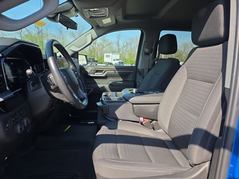 Used 2022 Chevrolet Silverado 1500 RST image 13