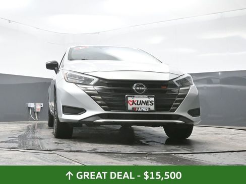 Used 2023 Nissan Versa SR w/ Trunk Package image 52