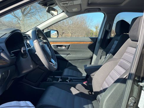 Used 2017 Honda CR-V EX image 9