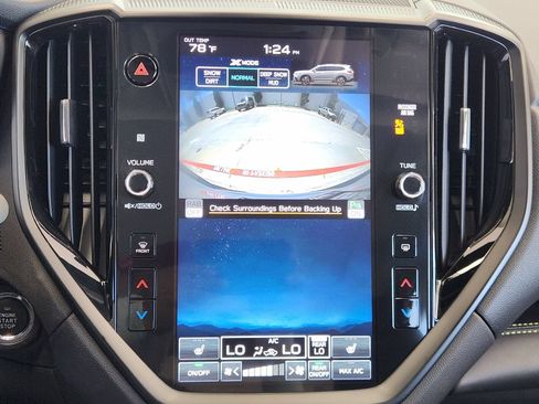 Used 2024 Subaru Ascent Onyx Edition AWD/4WD image 17