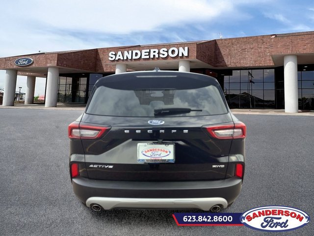 Used 2024 Ford Escape Active AWD/4WD image 4