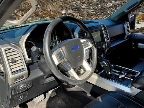 Used 2016 Ford F150 Lariat w/ Equipment Group 502A Luxury image 11