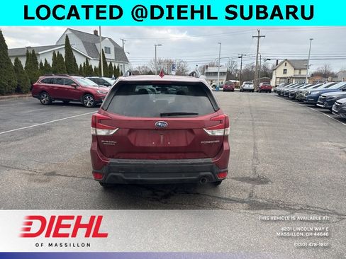 Used 2019 Subaru Forester Limited w/ Popular Package #3 image 4