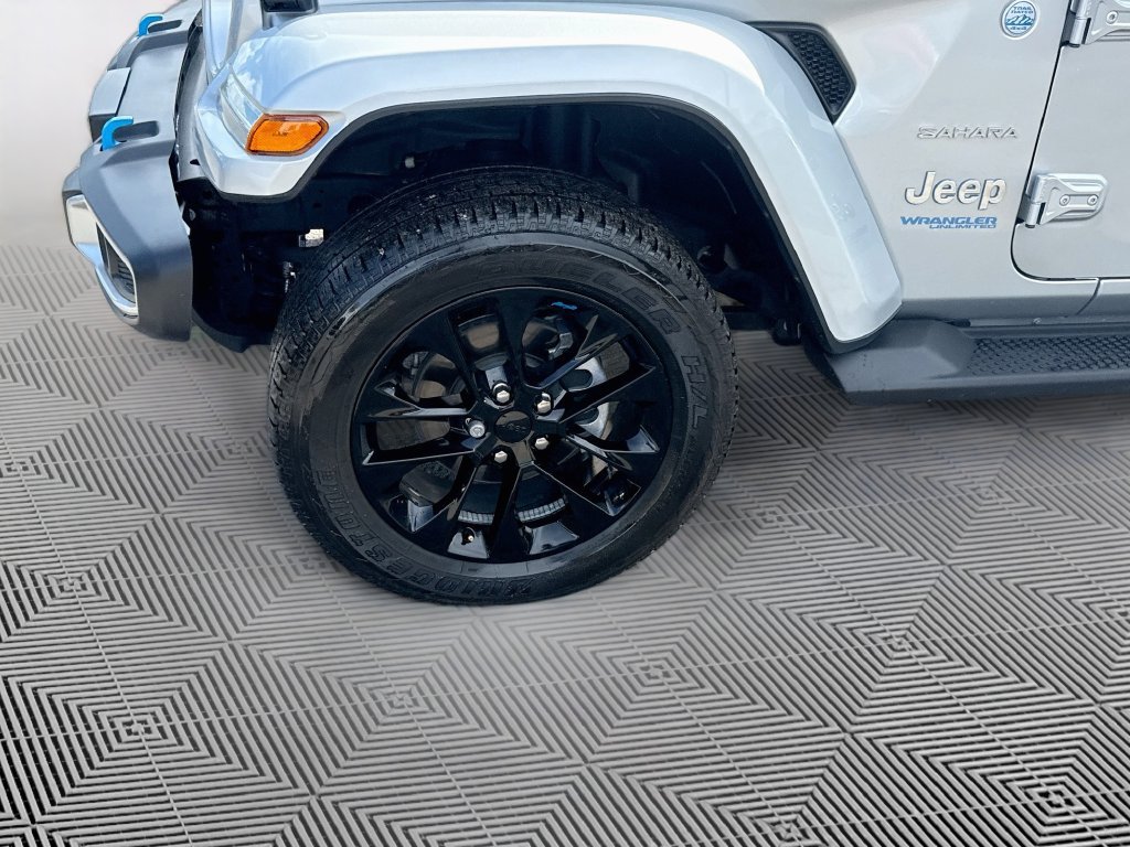 Certified 2022 Jeep Wrangler Unlimited Sahara w/ Cold Weather Group AWD/4WD image 35