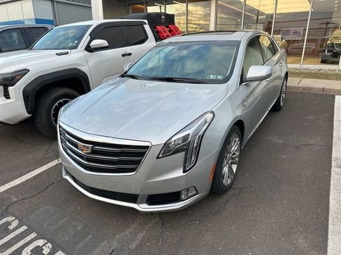 Used 2018 Cadillac XTS Luxury w/ Driver Awareness Package image 3