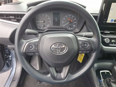 Used 2024 Toyota Corolla LE image 19
