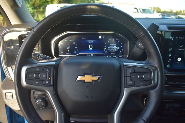 Used 2022 Chevrolet Silverado 1500 LT w/ Convenience Package II AWD/4WD image 28