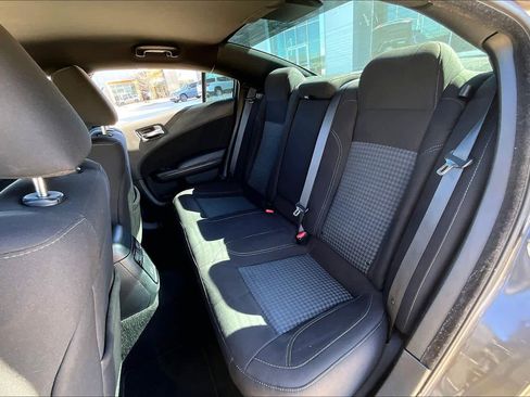 Used 2020 Dodge Charger SXT w/ Blacktop Package image 21