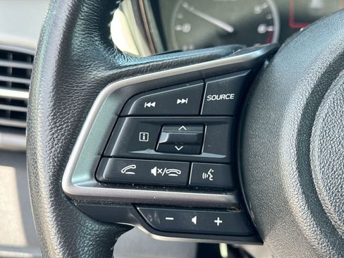 Used 2025 Subaru Outback Premium AWD/4WD image 30