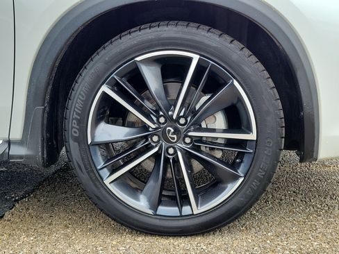 Used 2023 INFINITI QX50 Sport FWD image 5