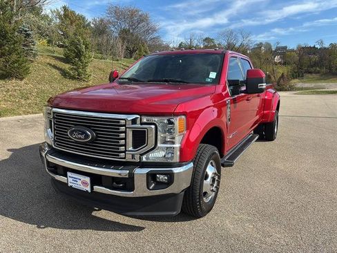 Certified 2022 Ford F350 Lariat w/ Lariat Value Package image 8