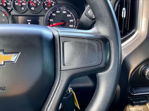 Used 2021 Chevrolet Silverado 2500 Custom w/ Custom Value Package AWD/4WD image 25