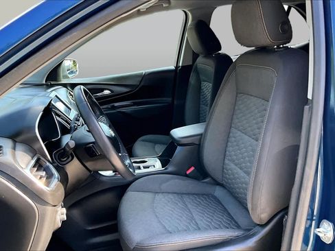 Used 2020 Chevrolet Equinox LT w/ Driver Convenience Package FWD image 8