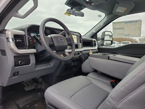 New 2026 Ford F250 XL w/ FX4 Off-Road Package image 17