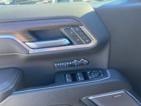 New 2025 Chevrolet Silverado 1500 High Country w/ High Country Premium Package AWD/4WD image 15
