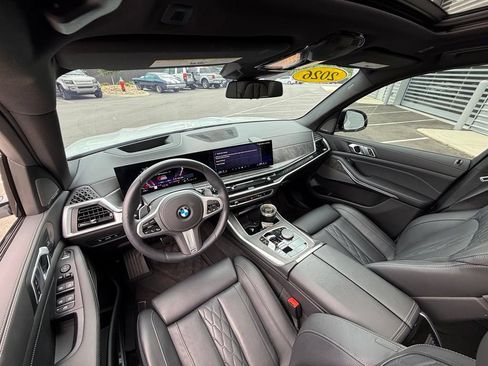 Used 2026 BMW X5 xDrive40i AWD/4WD image 26