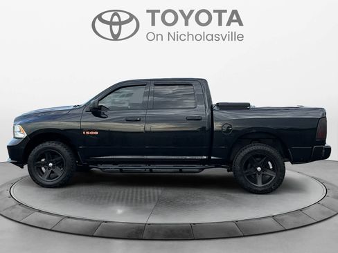 Used 2016 RAM 1500 Express w/ Popular Equipment Group AWD/4WD image 2