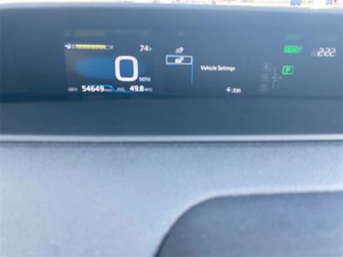 Used 2019 Toyota Prius LE image 16