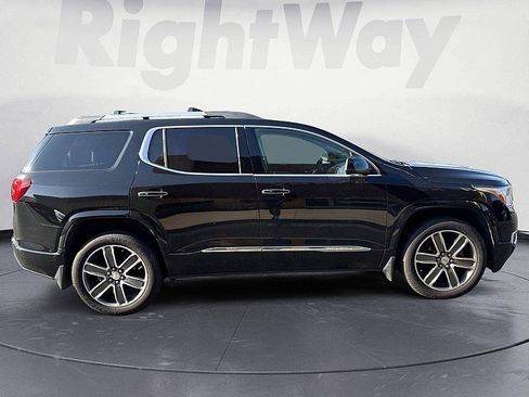 Used 2019 GMC Acadia Denali w/ Technology Package AWD/4WD image 6
