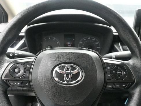 Used 2023 Toyota Corolla LE FWD image 13