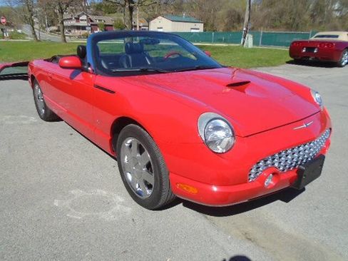 Used 2003 Ford Thunderbird RWD image 3