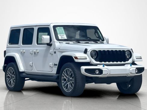 Used 2024 Jeep Wrangler High Altitude AWD/4WD image 7