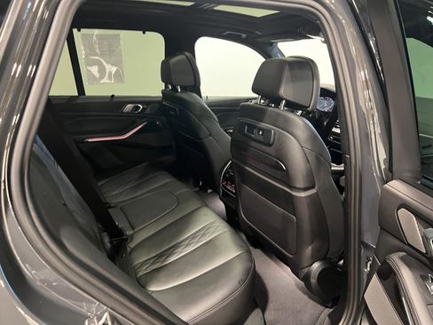 Used 2023 BMW X5 M50i w/ Executive Package image 40