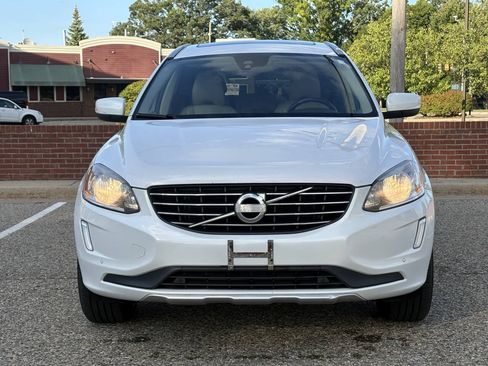 Used 2015 Volvo XC60 T6 Premier Plus AWD/4WD image 4