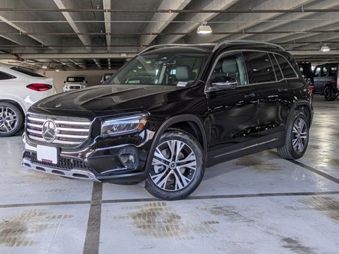 Certified 2025 Mercedes-Benz GLB 250 image 2