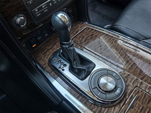 Used 2020 Nissan Armada SL w/ Premium Package image 20