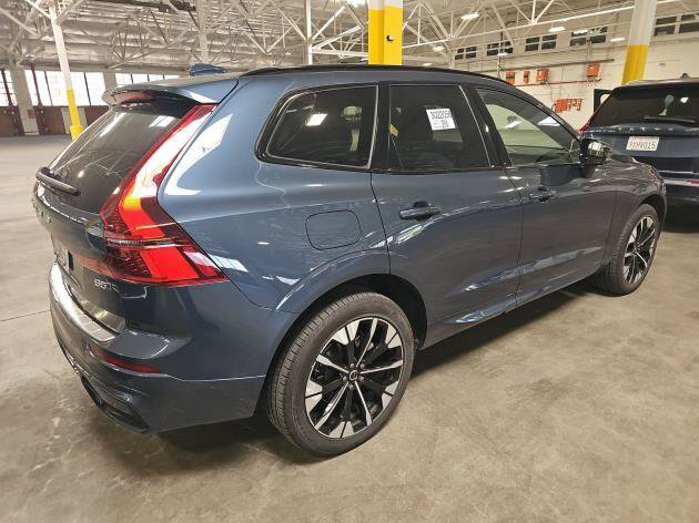 Used 2026 Volvo XC60 B5 Plus AWD/4WD image 7