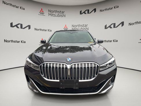 Used 2021 BMW 745e xDrive w/ Luxury Rear Seating Package AWD/4WD image 8