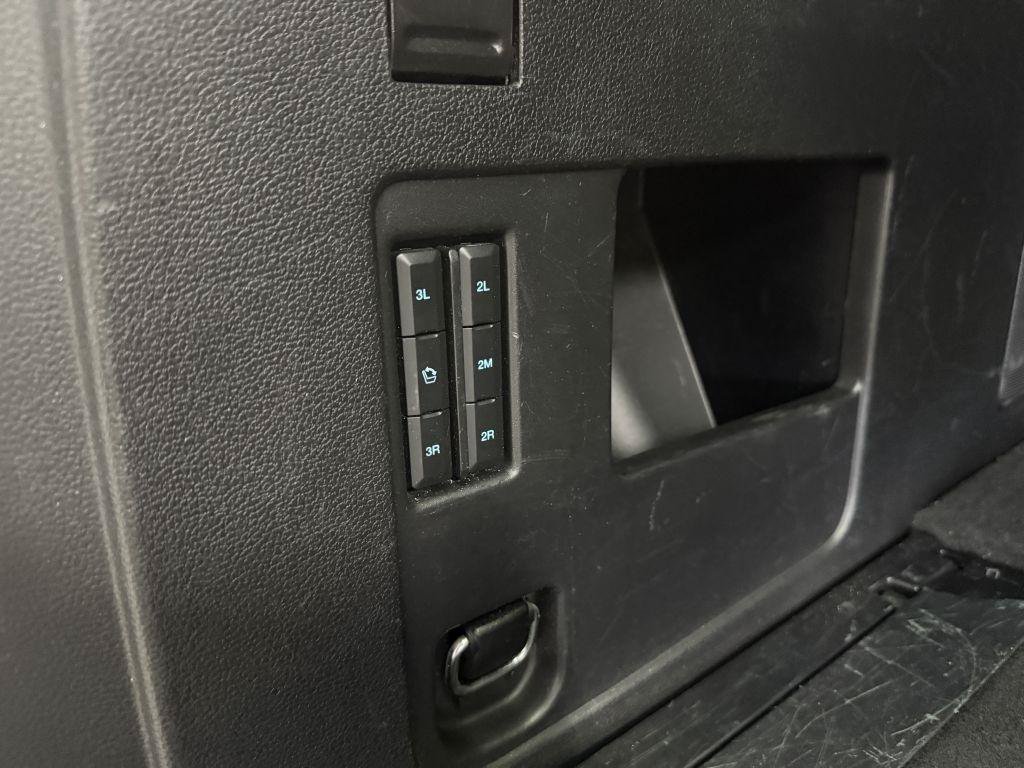Used 2018 Ford Expedition Max Limited w/ Equipment Group 302A AWD/4WD image 33