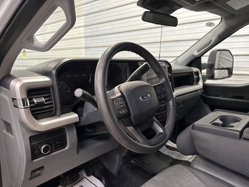 Used 2023 Ford F250 XL image 10