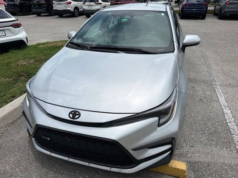 Used 2024 Toyota Corolla SE FWD image 8