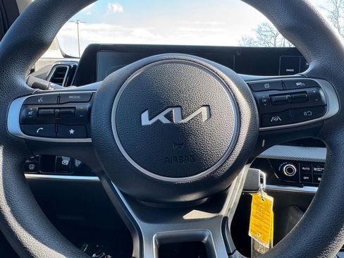 Certified 2024 Kia Sportage LX image 15