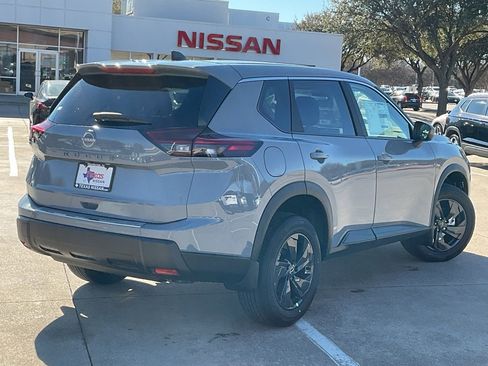 New 2026 Nissan Rogue SV image 5